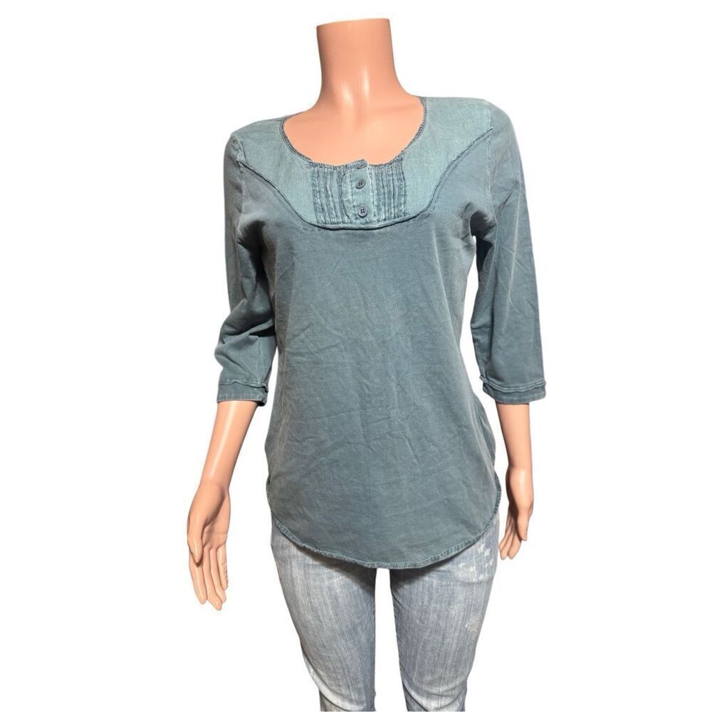 Pulp crew neck 3/4 sleeve detail front ribbed Aegean blue novelty top M